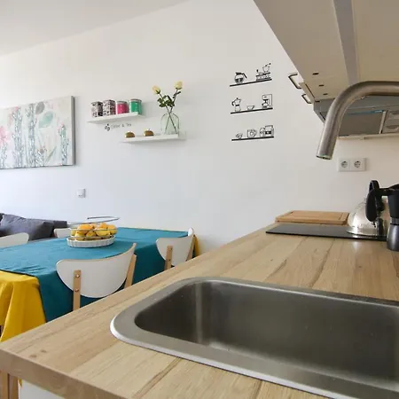 & Pool By Homing Marbella