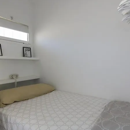 Apartment & Pool By Homing Marbella